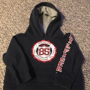 tommy hilfiger hoodie 4/$20